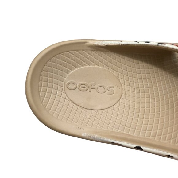 OOFOS Women's OOlala Limited Thong Sandals Flip Flop in Leopard Flora size 9 - Picture 6 of 10